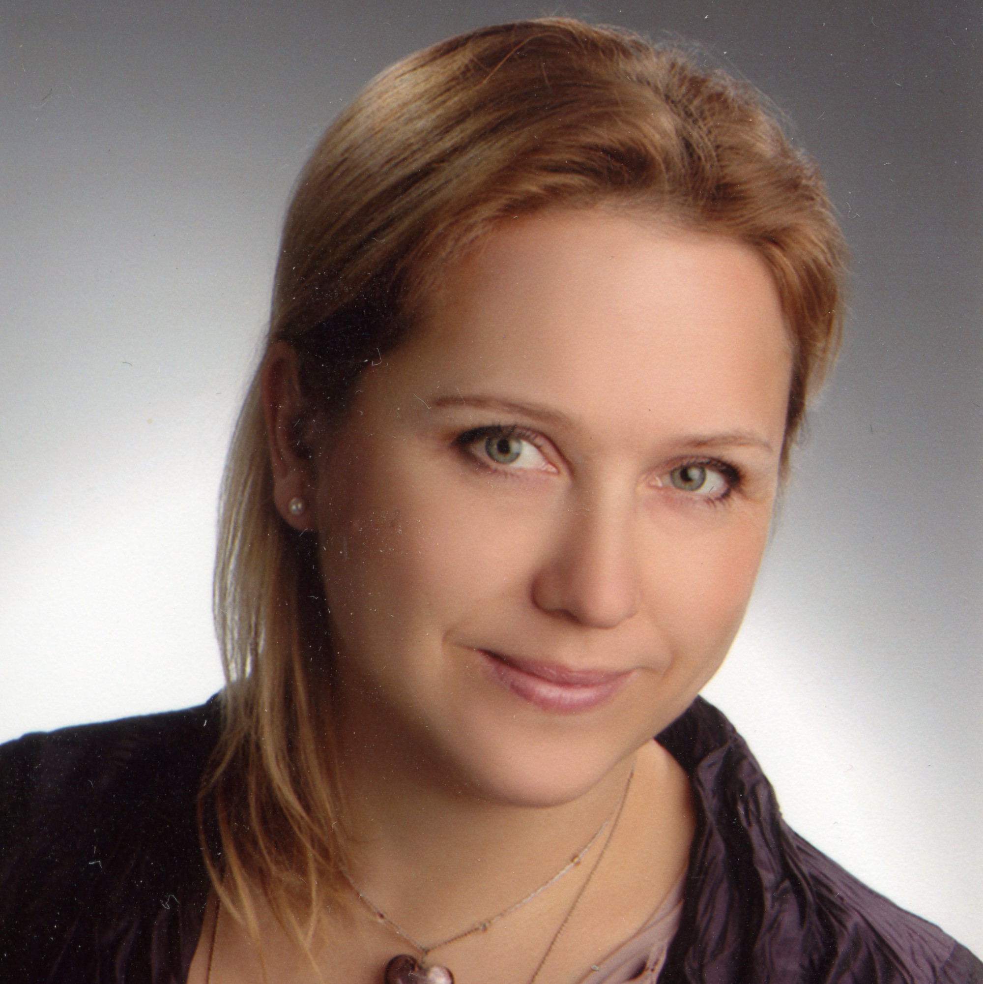 Feketű Boglárka